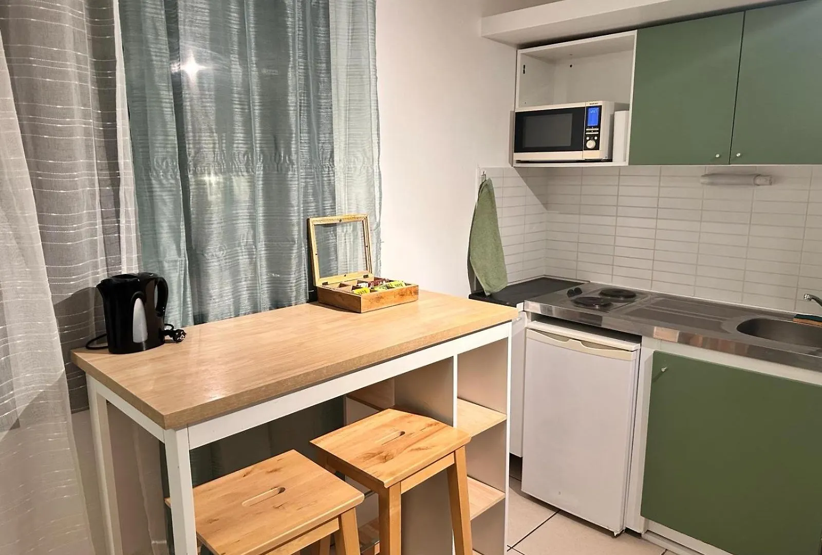 Carre Doux Sejour Chambre Cosy Villeurbanne 0*,  France